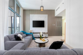 3BR Apartment Canal View at Dubai Marina Wharf II by Vibel